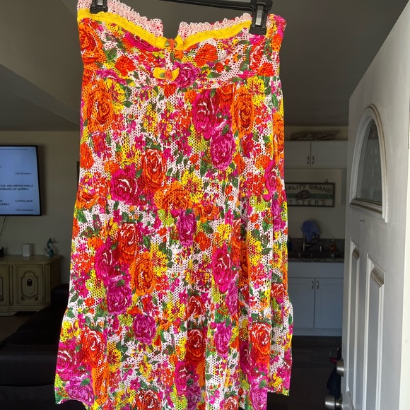 Betsy Johnson swimsuit covered up size medium/medium. Worn only a few times. - Picture 2 of 5